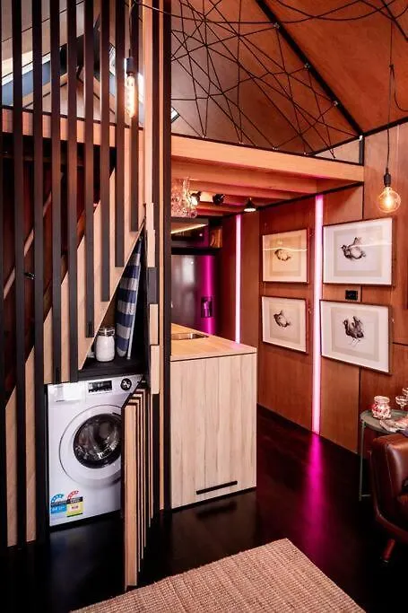 Villa The Shed Hobart Australia