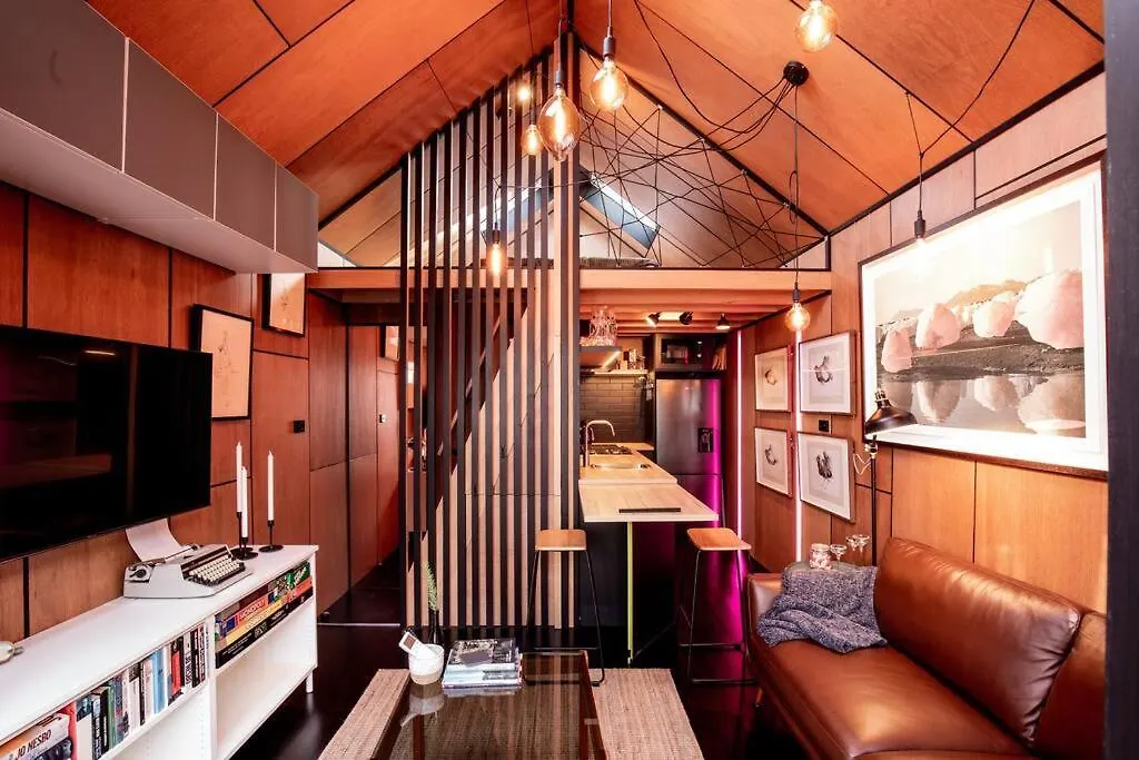 Villa The Shed Hobart Australia